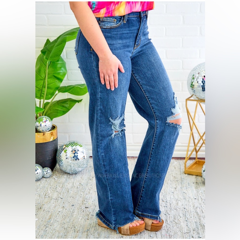 Judy Blue 22W 90s Straight Jeans - Picture 2 of 4